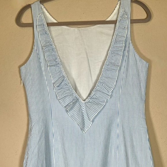 Southern Tide Seersucker Dress Size 10 Blue Stripe Ruffle Beach Preppy - Picture 7 of 9